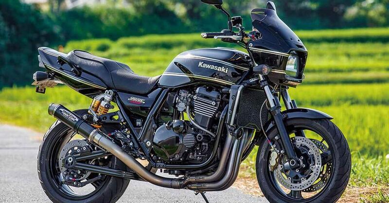 Kawasaki ZRX1200R Moto Legacy: eleganza senza tempo