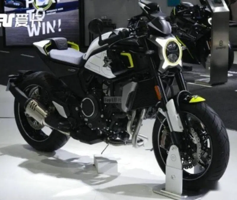 CFMOTO 700CL-X Sport (2022 - 26) (15)