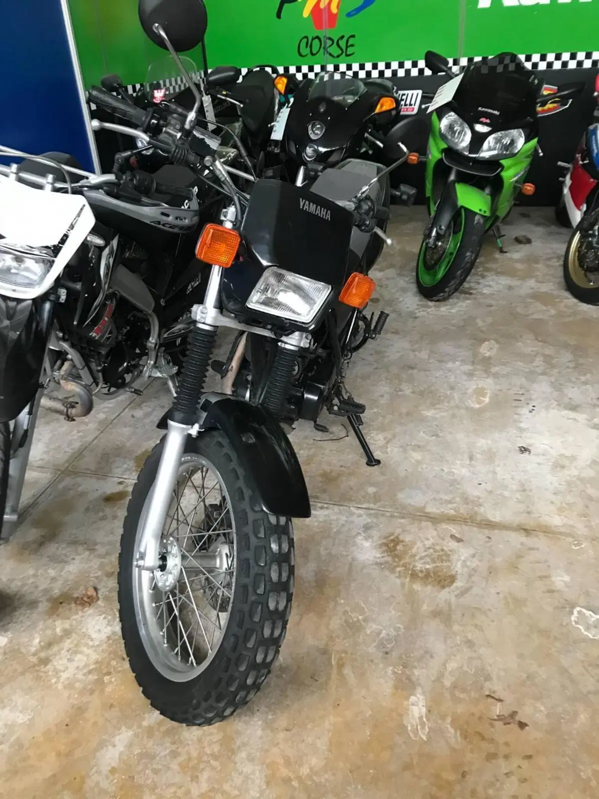 Yamaha trailway (2)