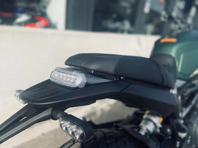 Benelli Leoncino 800 (2022 - 26) (12)
