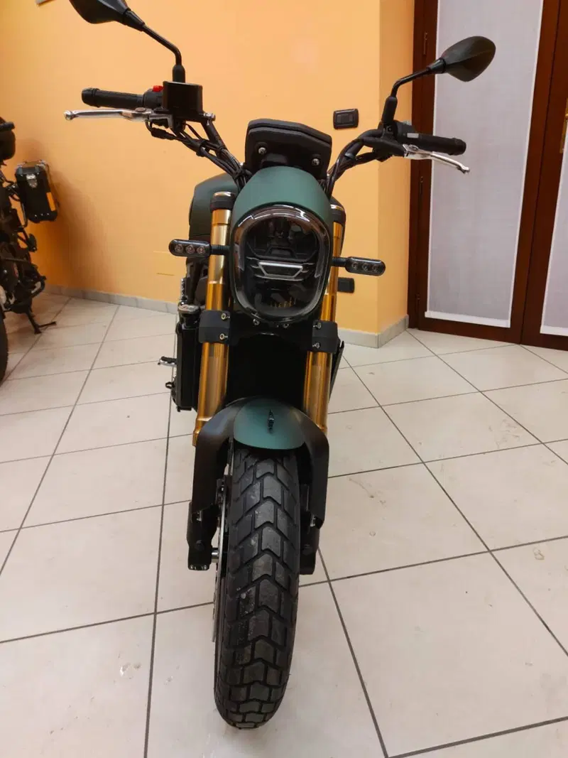 Benelli Leoncino 800 (2022 - 26) (5)