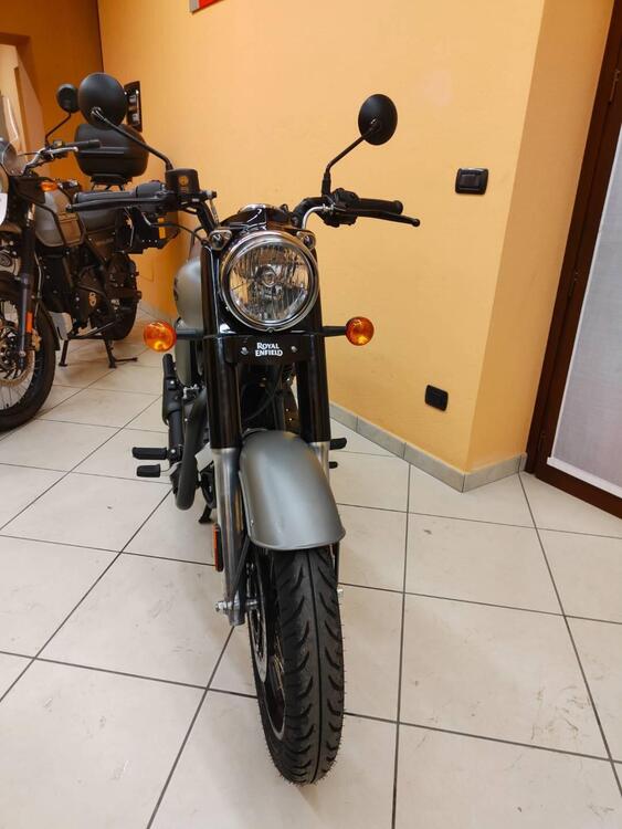 Royal Enfield Classic 350 (2021 - 24) (3)