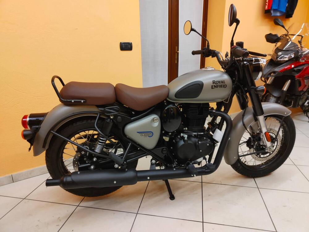 Royal Enfield Classic 350 (2021 - 24) (4)