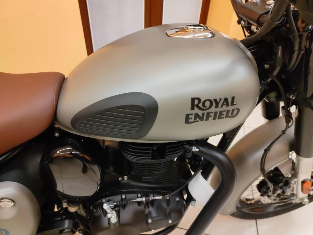 Royal Enfield Classic 350 (2021 - 24) (5)