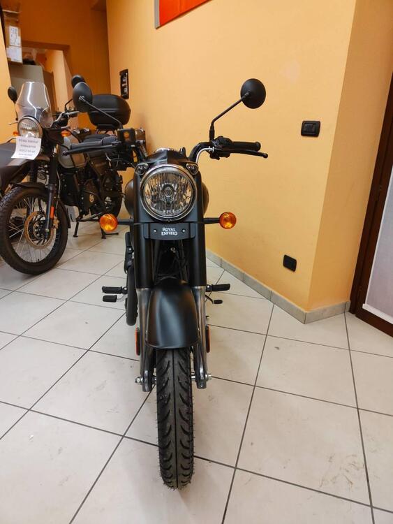 Royal Enfield Classic 350 (2021 - 24) (5)