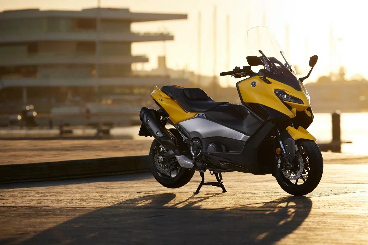 Yamaha TMAX: odi et amo (10)