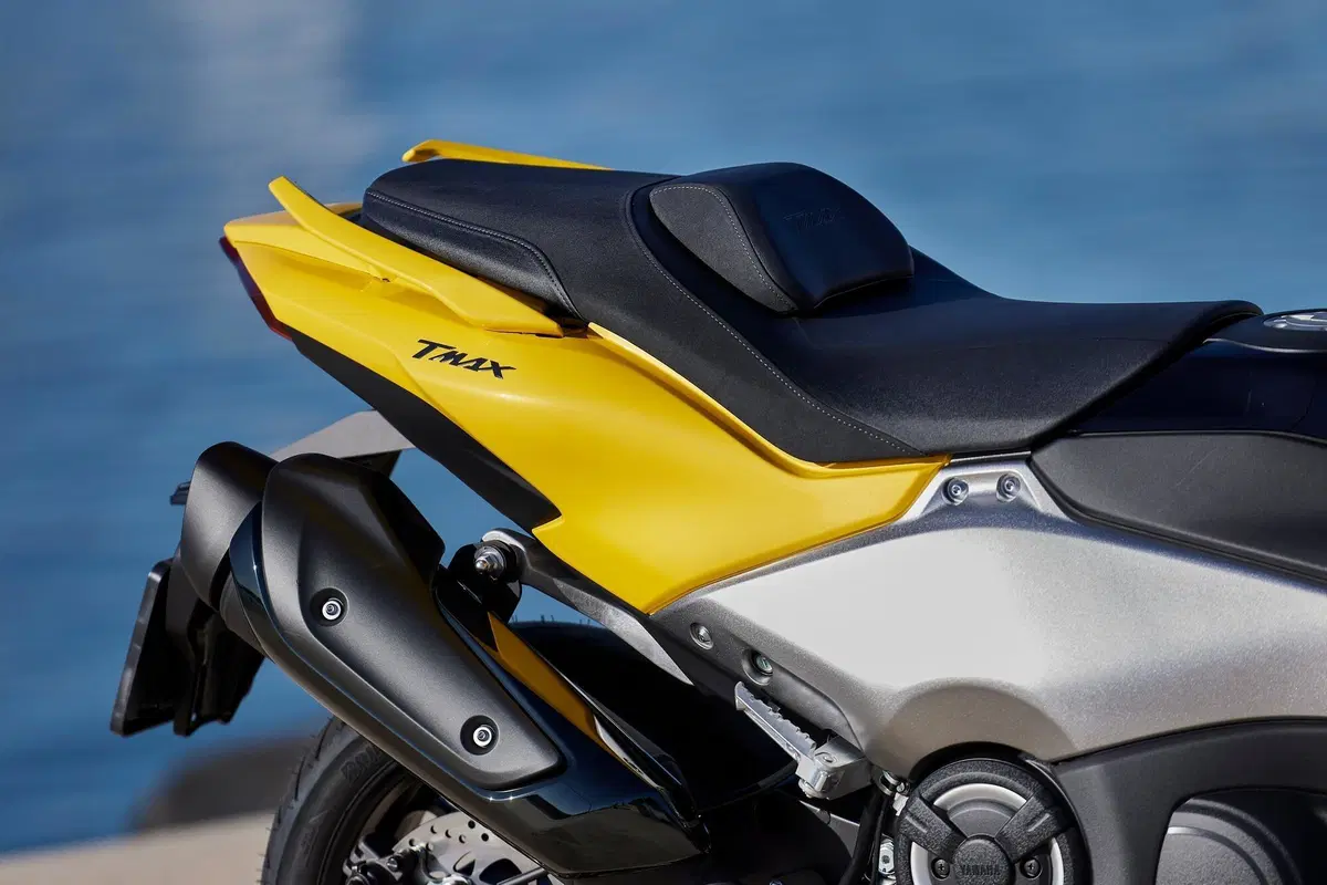 Yamaha TMAX: odi et amo (13)
