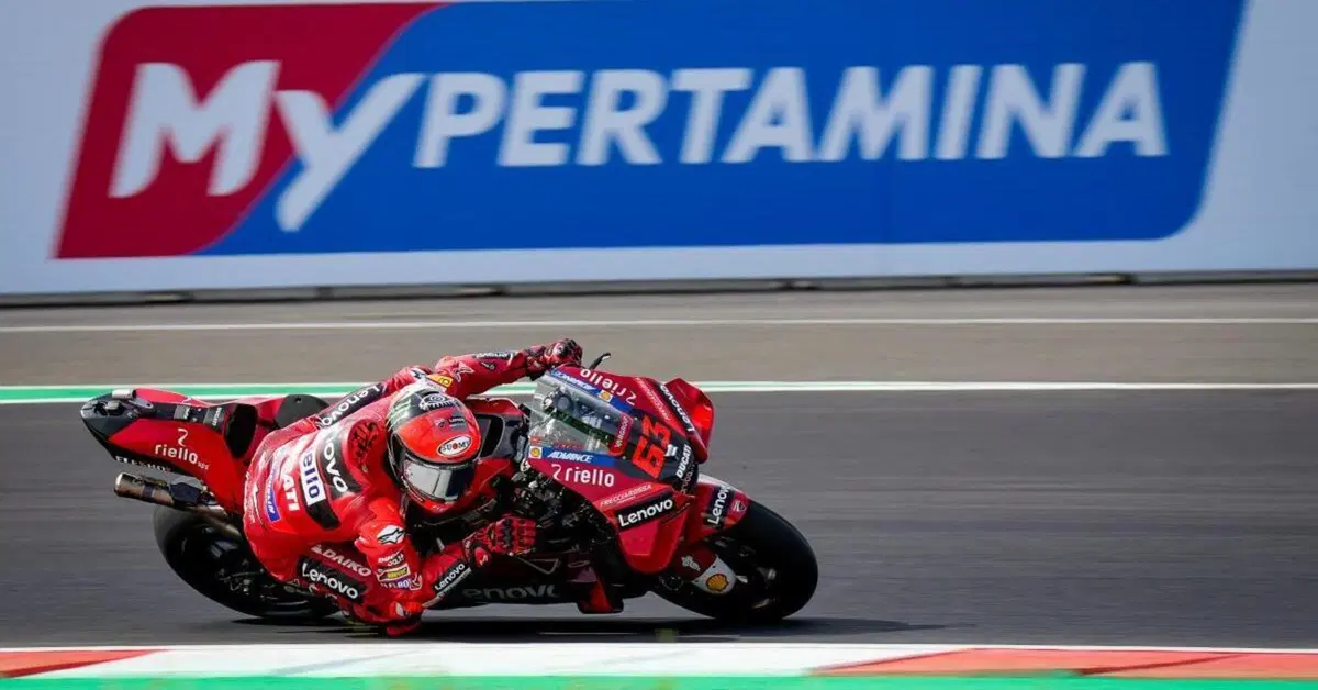 MotoGP 2022, GP di Indonesia a Mandalika. Pecco Bagnaia: &ldquo;Fabio Quartararo &egrave; pi&ugrave; veloce, bisognerebbe bloccarlo"
