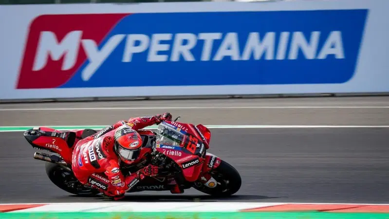 MotoGP 2022, GP di Indonesia a Mandalika. Pecco Bagnaia: &ldquo;Fabio Quartararo &egrave; pi&ugrave; veloce, bisognerebbe bloccarlo"