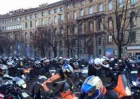 Le moto in corteo si sono spostate per la consegna dei doni agli Istituti Piccolo Cottolengo Don Orione  e Sacra Famiglia
