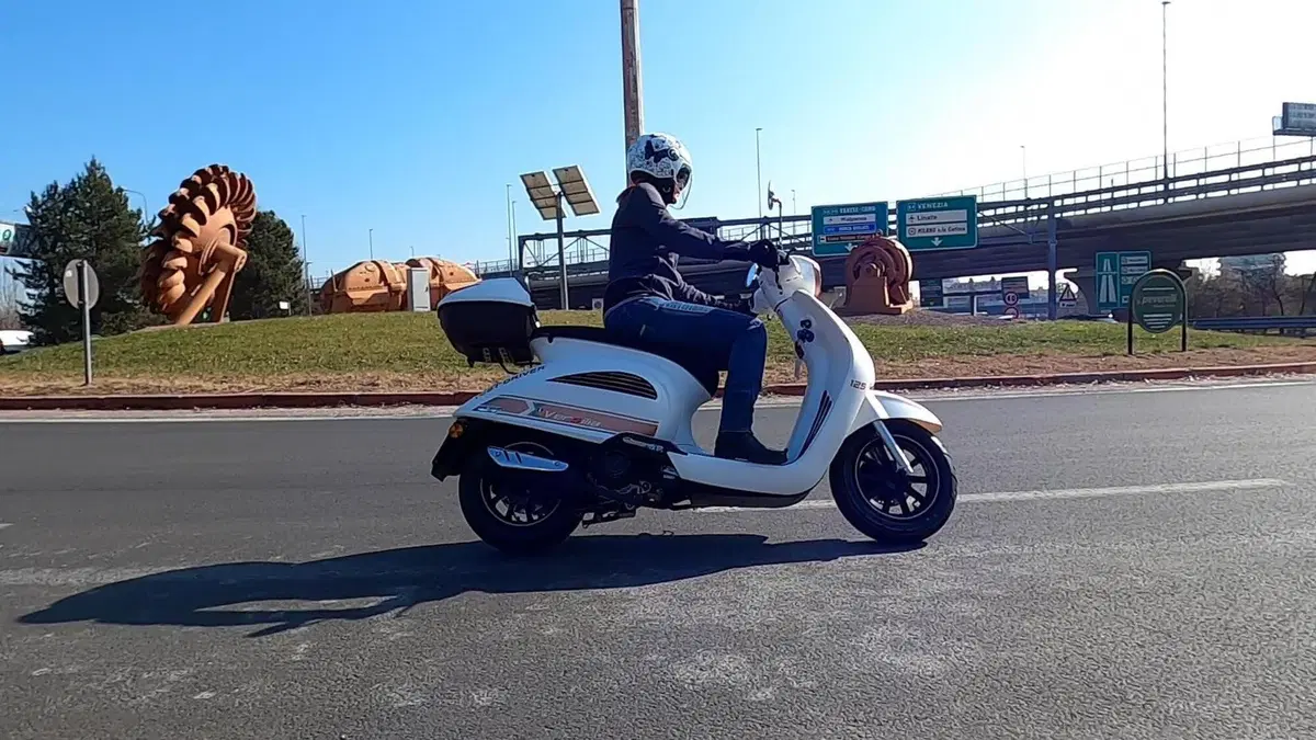 Nox Versilia S 125 (3)