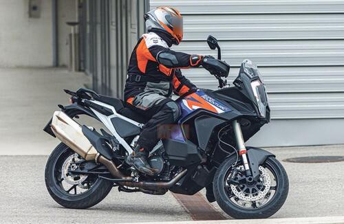 KTM 1290 Super Adventure SMT: l'anti Pikes Peak? [Foto spia] (2)