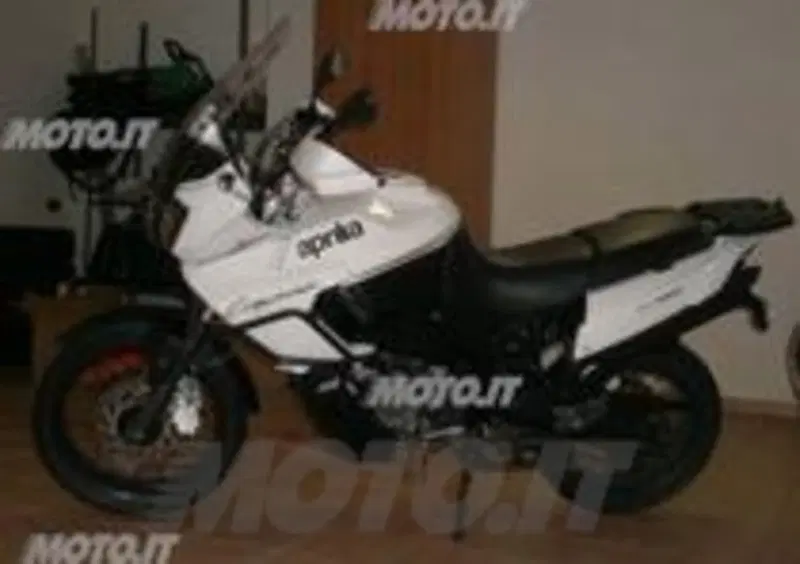 Aprilia ETV 1000 Caponord
