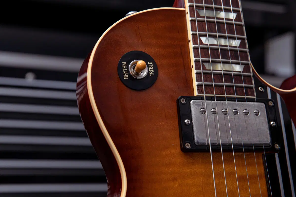 Triumph e Gibson: insieme con le "1959 legends" per la ricerca medica (3)