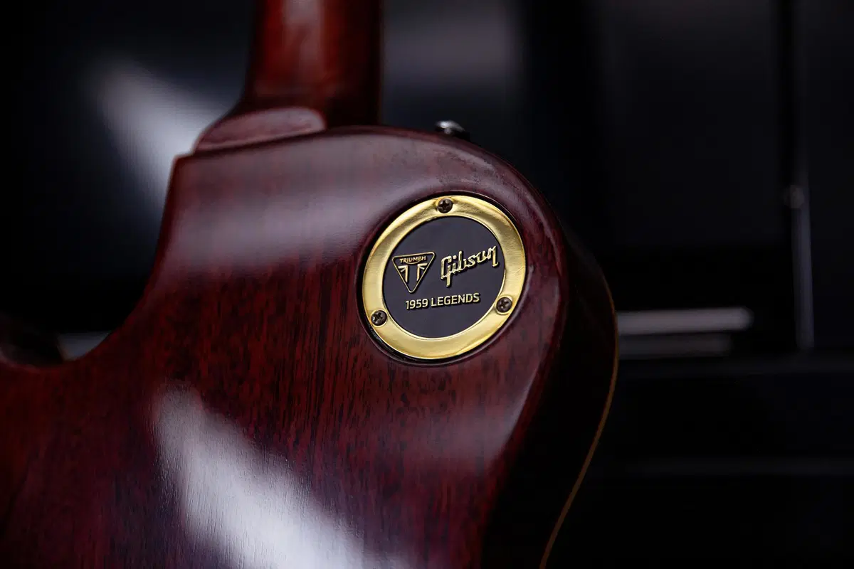 Triumph e Gibson: insieme con le "1959 legends" per la ricerca medica (4)