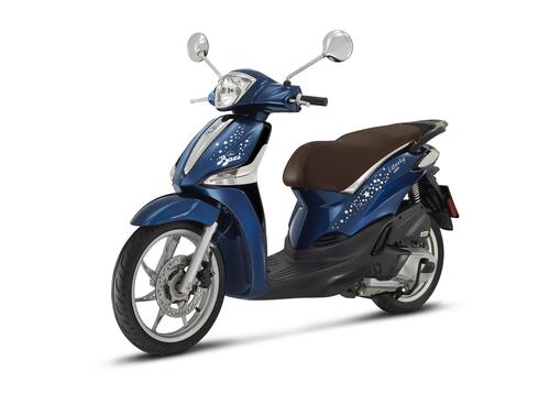 Piaggio Liberty 125 Baci Perugina. E sei esemplari sono in palio (3)