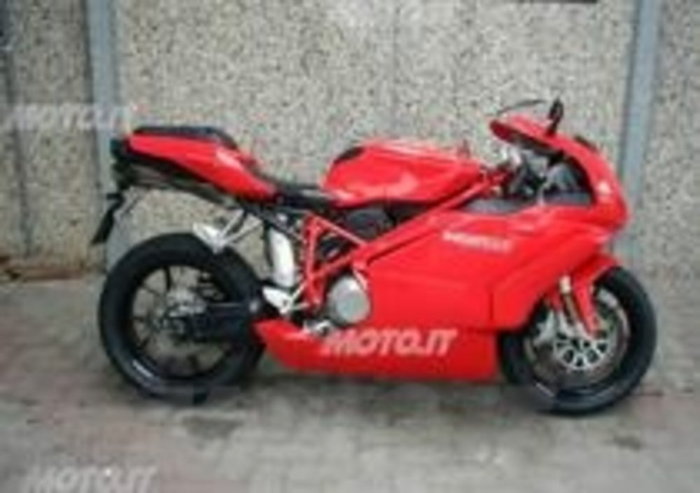 Ducati 999
