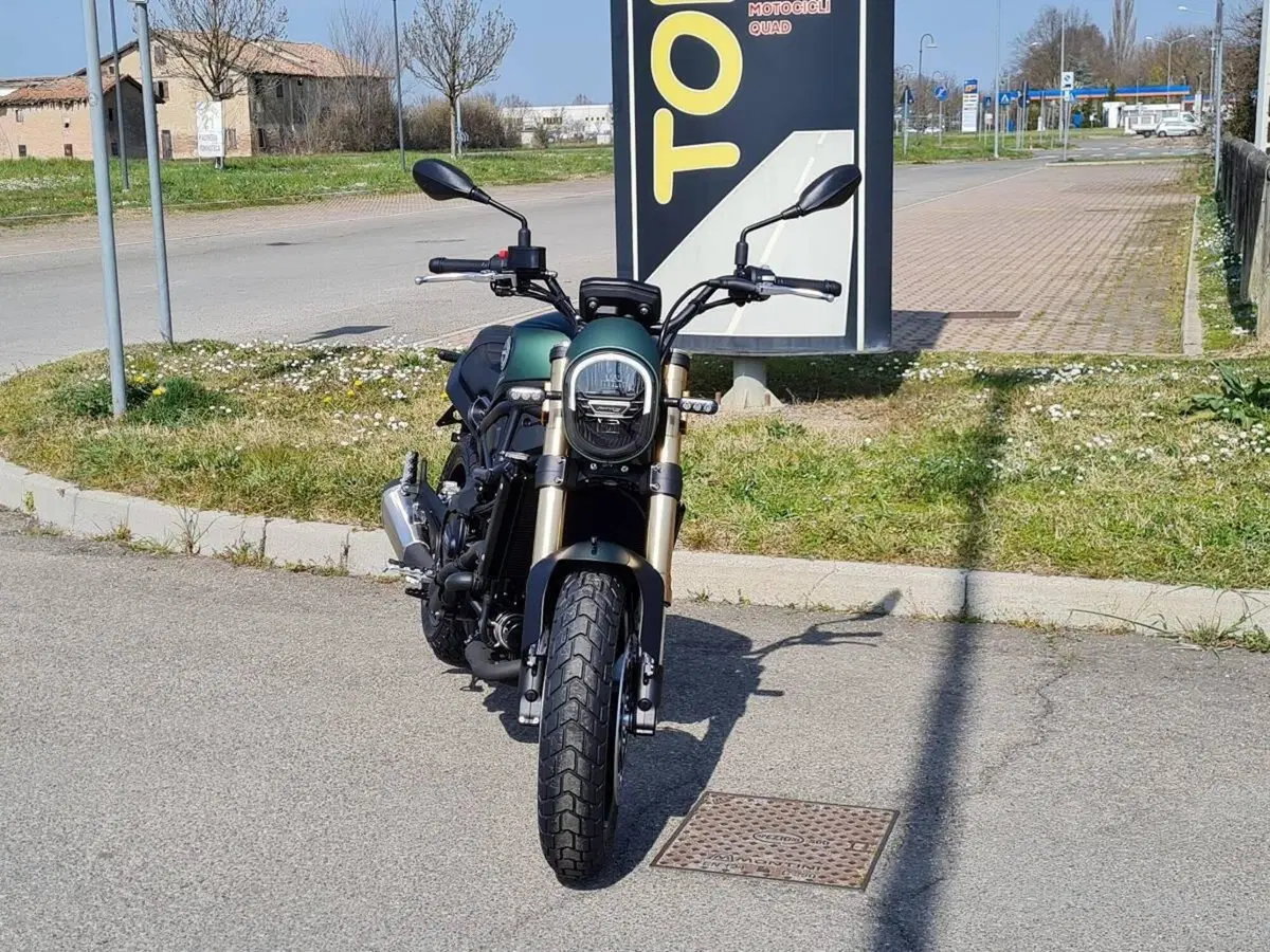 Benelli Leoncino 800 (2022 - 26) (4)