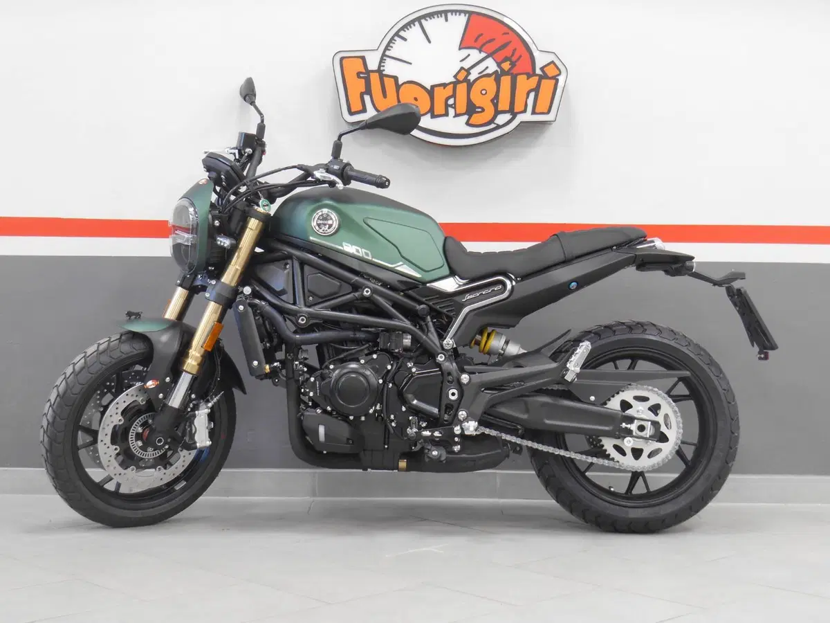 Benelli Leoncino 800 (2022 - 26) (2)