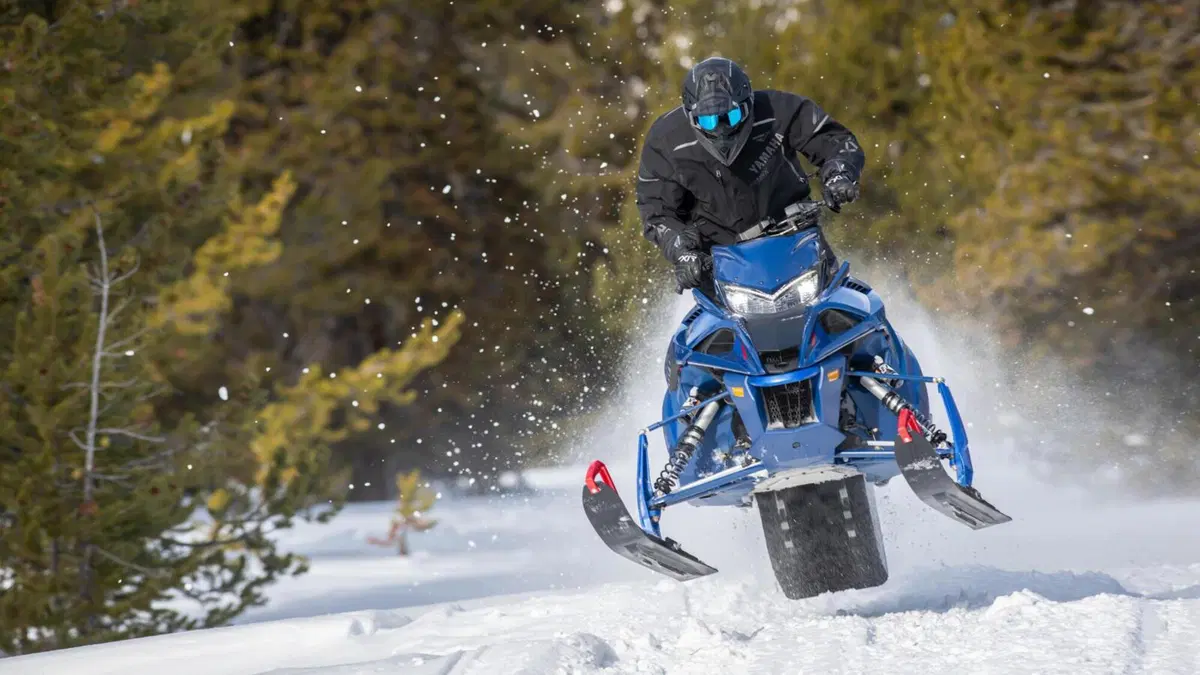 Yamaha presenta la gamma motoslitte 2023 (3)