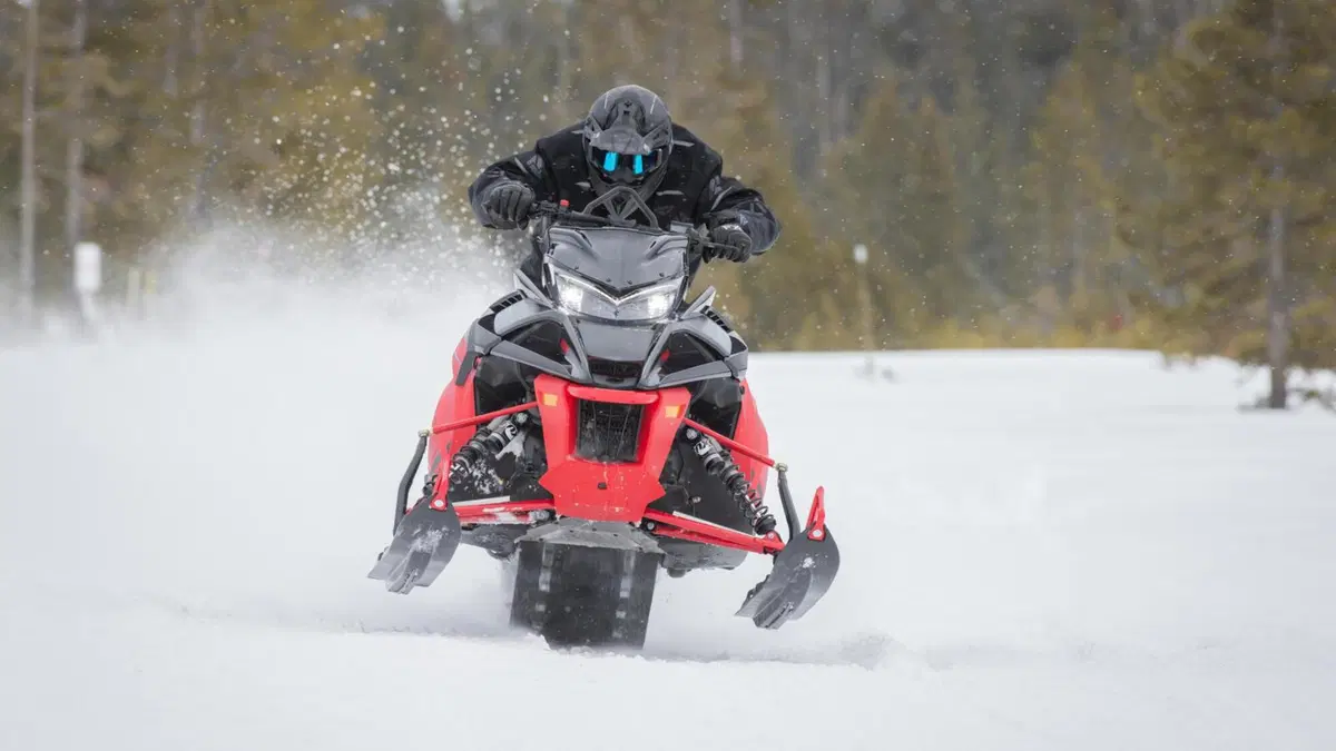 Yamaha presenta la gamma motoslitte 2023 (6)