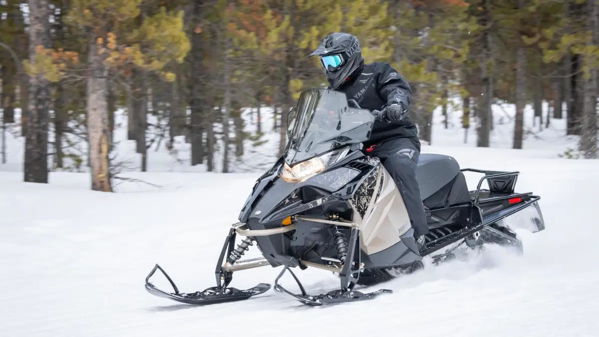 Yamaha presenta la gamma motoslitte 2023 (13)