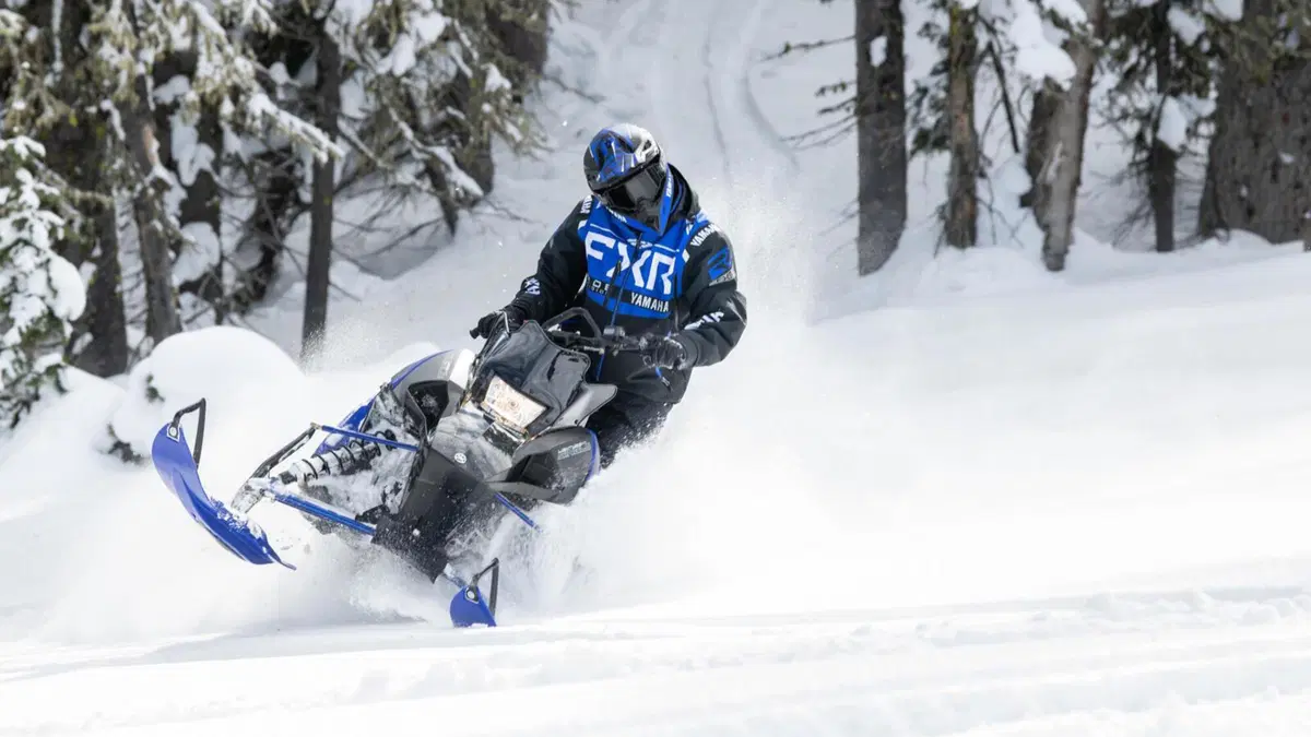Yamaha presenta la gamma motoslitte 2023 (24)