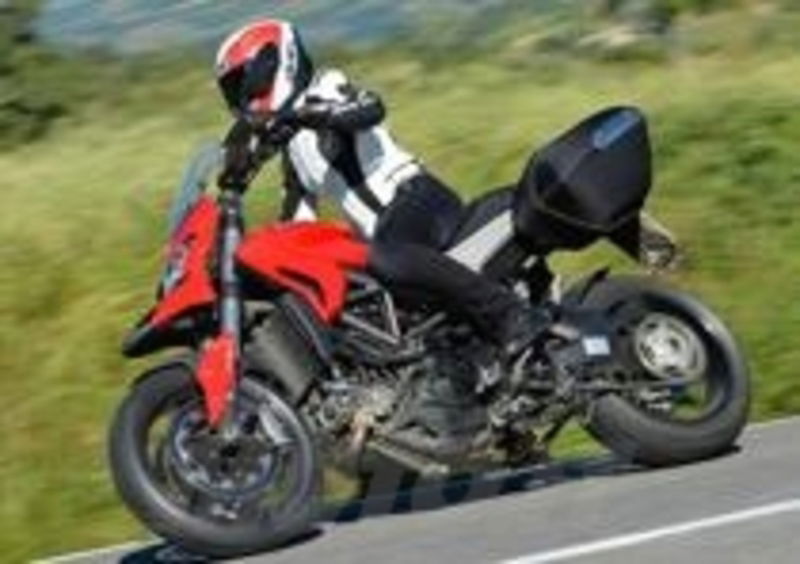 Ducati Hyperstrada
