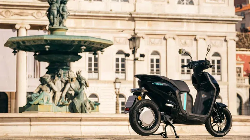 Yamaha Neo's L1e (2022 - 26) (10)