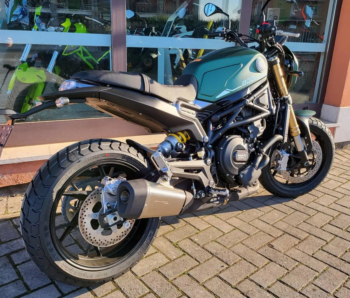 Benelli Leoncino 800 (2022 - 26) (3)