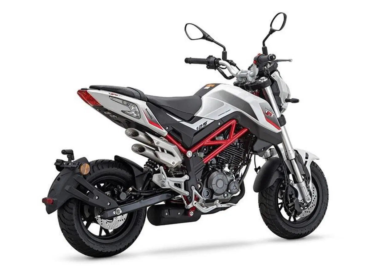 Benelli Tornado Naked T 125 edizione 2022 (7)