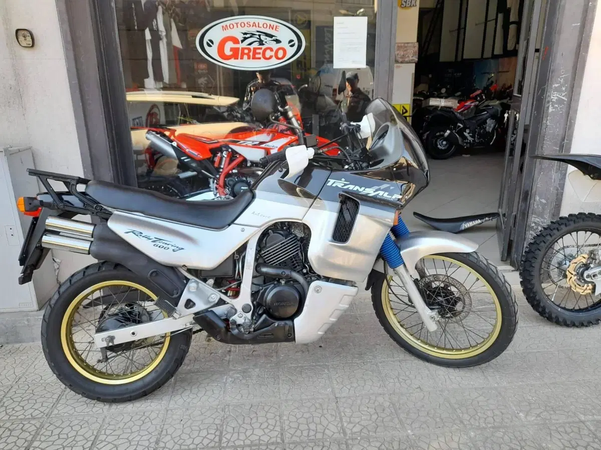 Honda Transalp XL 600V (1987 - 90)