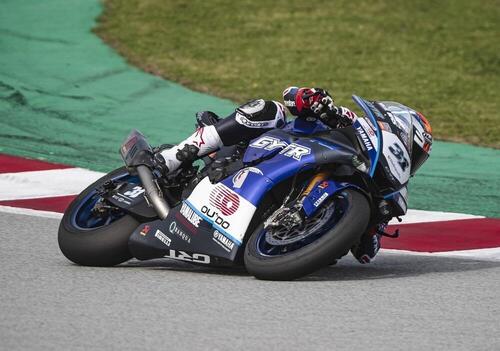 SBK, test di Barcellona: Alvaro Bautista è il più veloce nel primo giorno  (2)