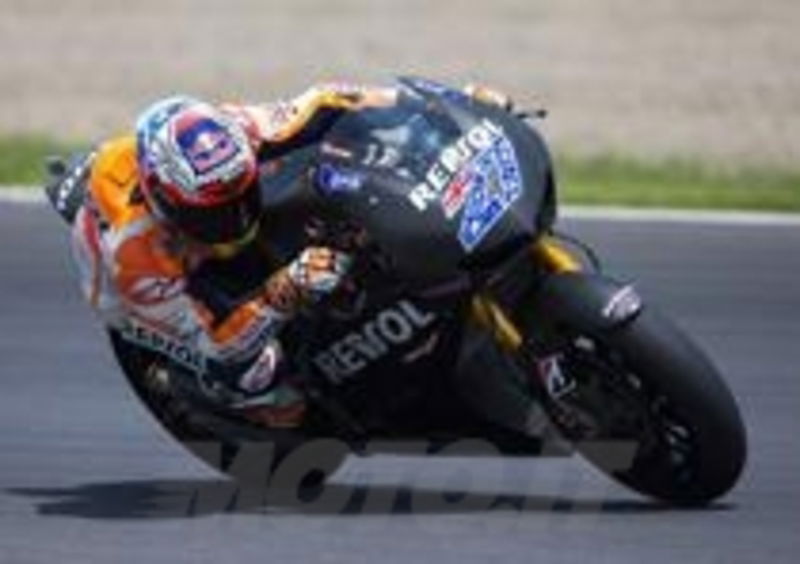 Stoner durante i test Honda in Giappone
