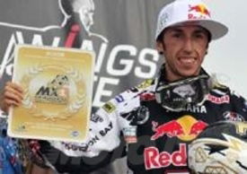 Nel 2009 è campione in MX1