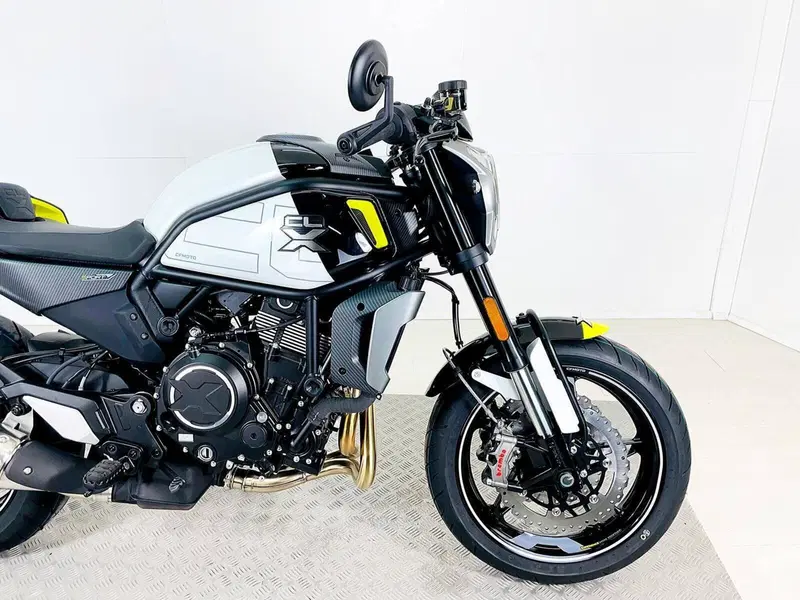 CFMOTO 700CL-X Sport (2022 - 26) (13)