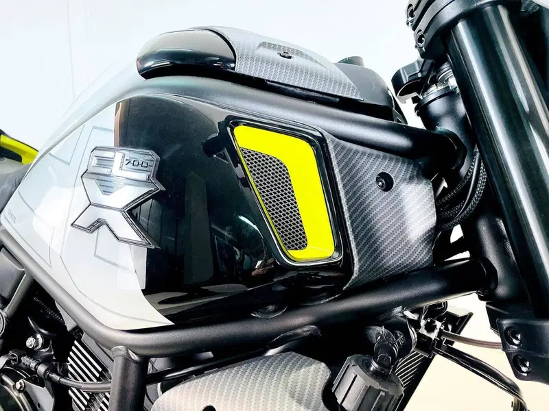 CFMOTO 700CL-X Sport (2022 - 26) (12)