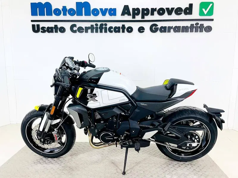CFMOTO 700CL-X Sport (2022 - 26) (2)