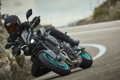 Yamaha MT-10: Fun Side of Japan