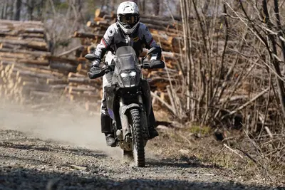 Metzeler Karoo 4 e Tourance Next 2 2022: TEST con la Tuareg e la T&eacute;n&eacute;r&eacute; 700 su strada e in off