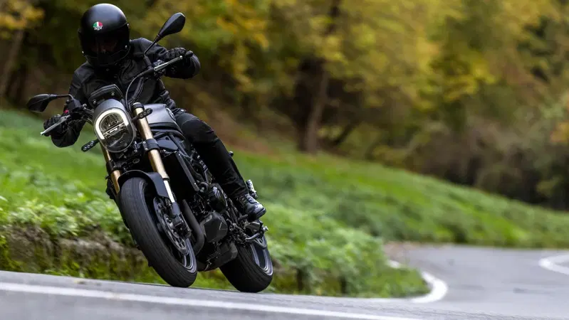 Benelli Leoncino 800: porte aperte l'1 e 2 aprile