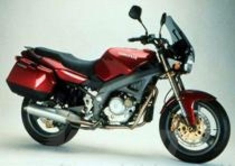 CAGIVA RIVER 600
