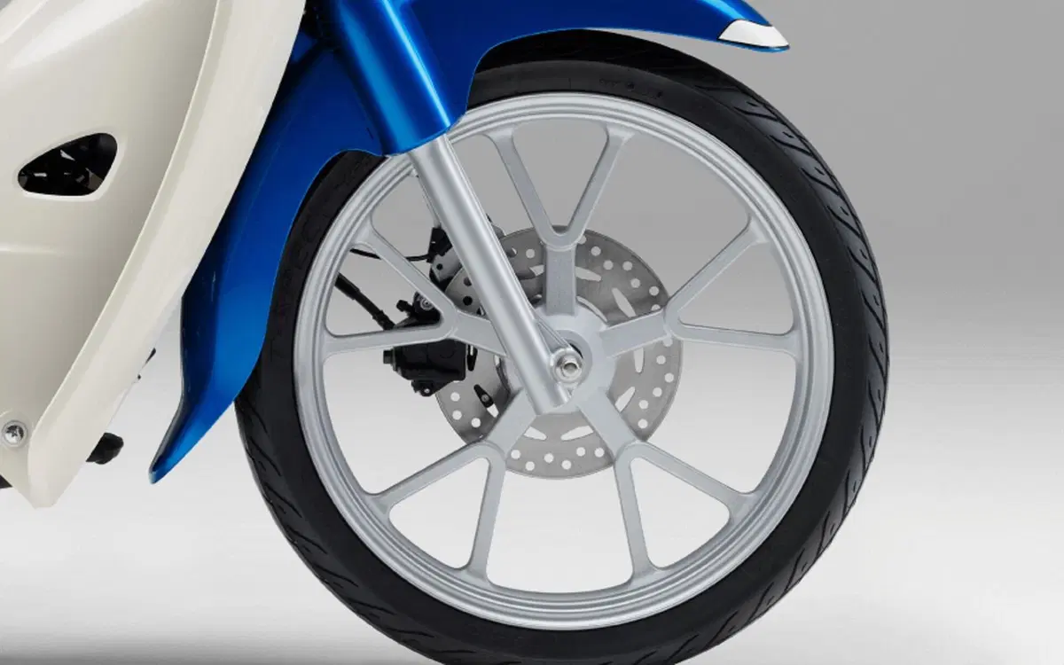 Honda Super Cub 110 m.y. 2022. Più classico non si può (8)