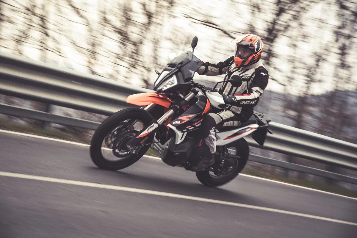 Comparativa 900 2022: Pro & Contro di BMW F850GS, Husqvarna Norden, KTM 890 ADV e Triumph Tiger 900 (7)