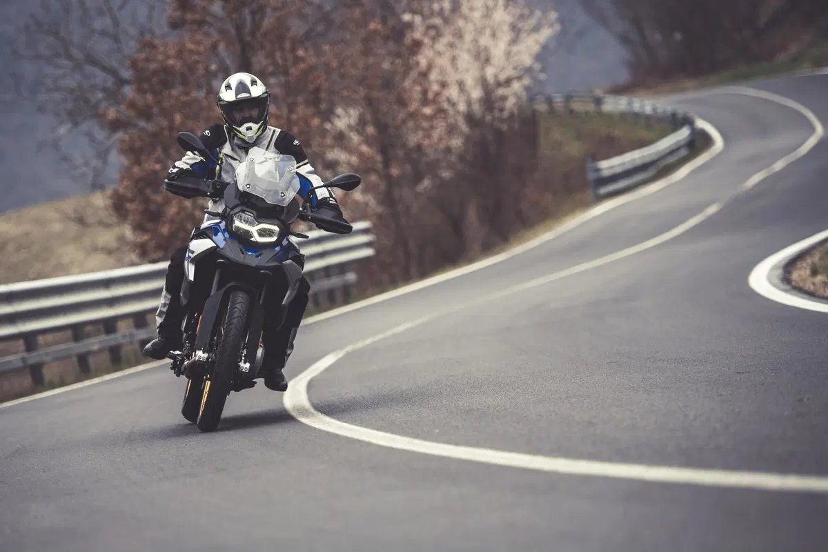 Comparativa 900 2022: Pro & Contro di BMW F850GS, Husqvarna Norden, KTM 890 ADV e Triumph Tiger 900 (14)