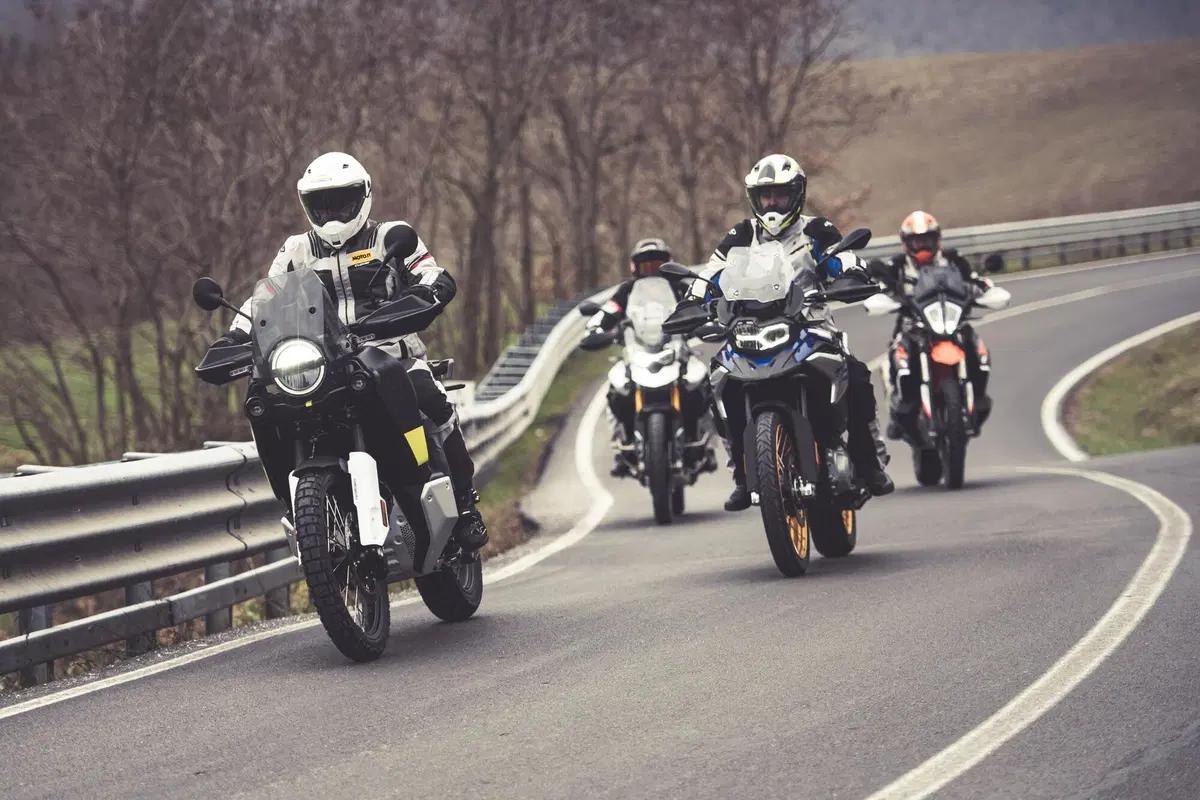 Comparativa 900 2022: Pro & Contro di BMW F850GS, Husqvarna Norden, KTM 890 ADV e Triumph Tiger 900