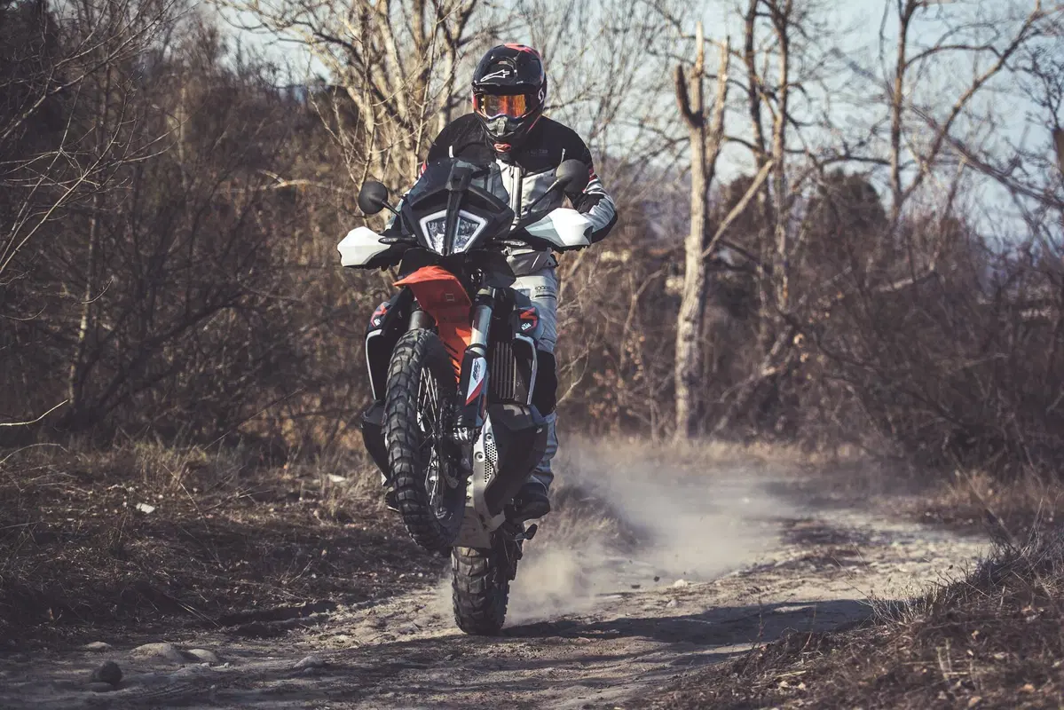 Comparativa 900 2022: Pro & Contro di BMW F850GS, Husqvarna Norden, KTM 890 ADV e Triumph Tiger 900 (30)