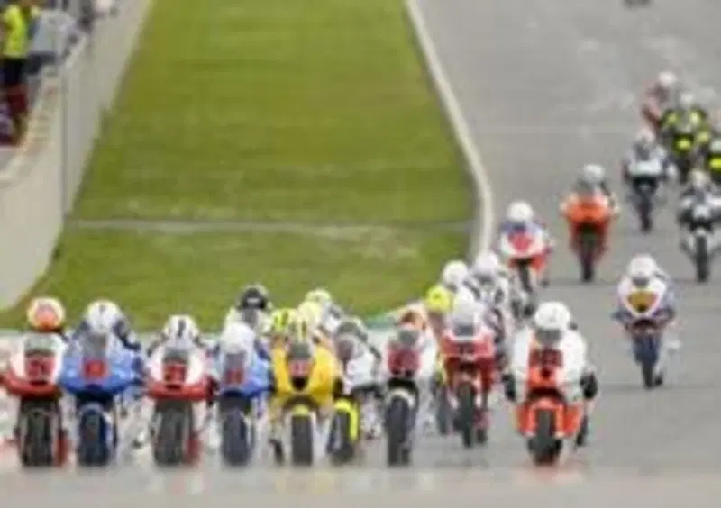 Moto 3
