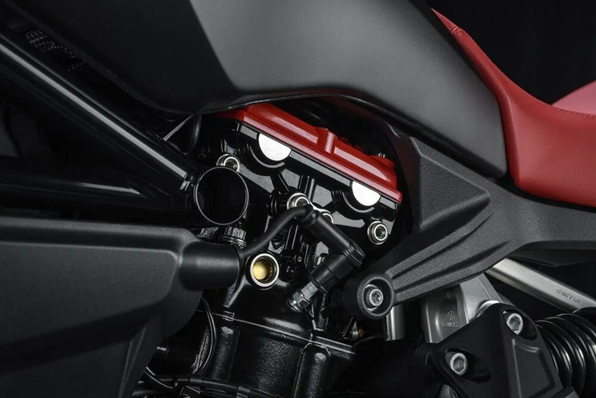 Ducati XDiavel Nera 2022. L'unveiling da Poltrona Frau a Milano (22)