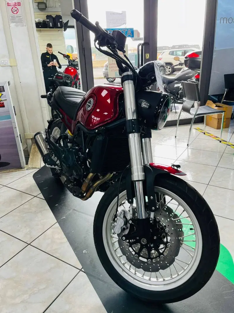 Benelli Leoncino 500 Trail (2021 - 26) (7)
